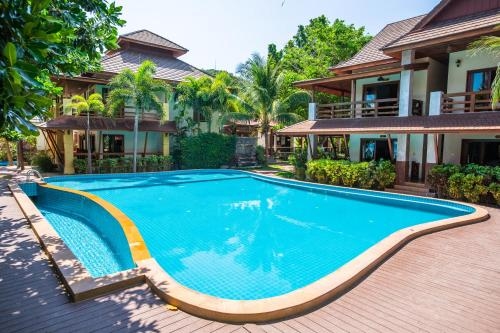 ไนซ์ บีช รีสอร์ต (Nice Beach Resort)4