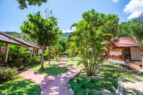 ไนซ์ บีช รีสอร์ต (Nice Beach Resort)1