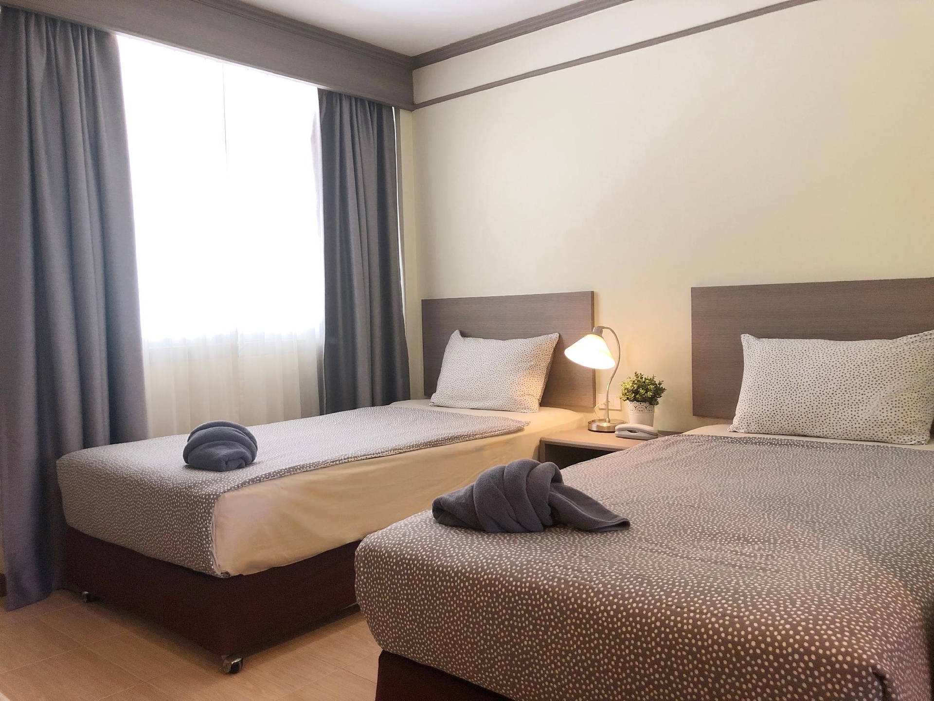 โรงแรมอโยธยา (Ayothaya Hotel)2