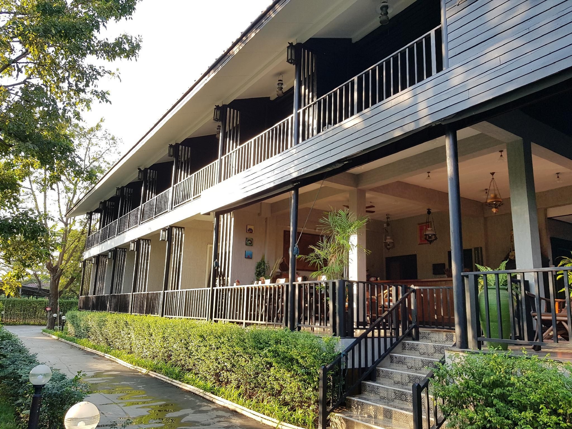 บ้านคุ้งธารา อยุธยา (Baan Khung Thara - Ayutthaya)0