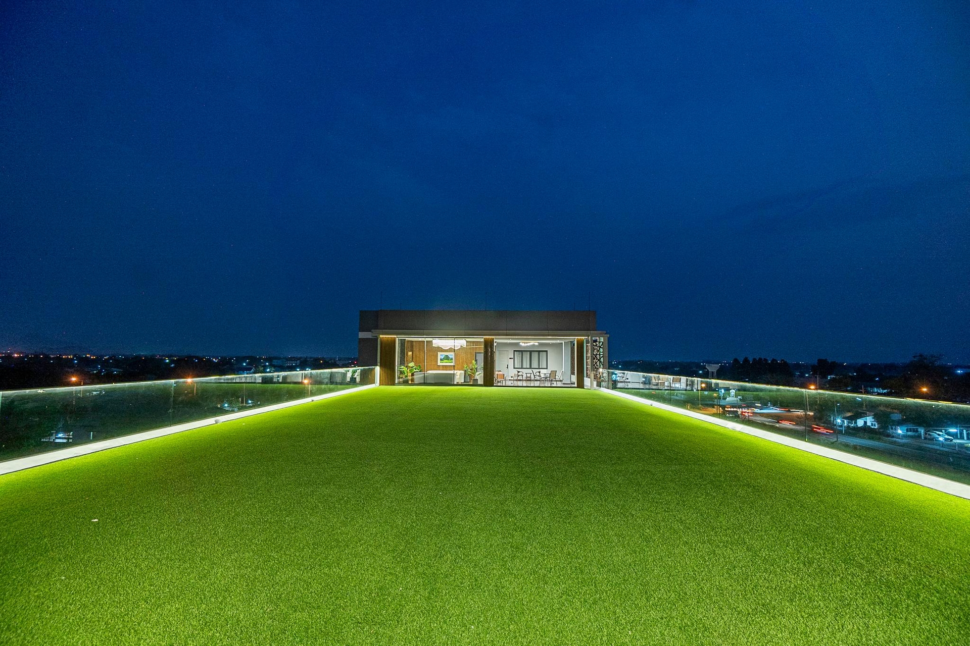 โรงแรมวายเอสดับเบิลยู ลพบุรี (YSW HOTEL LOPBURI)1