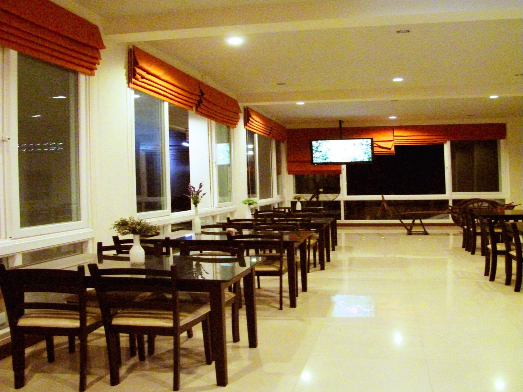 โรงแรมไพบูลย์เพลส (Phaiboonplace Hotel)4