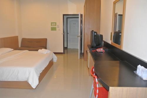 โรงแรมไพบูลย์เพลส (Phaiboonplace Hotel)2