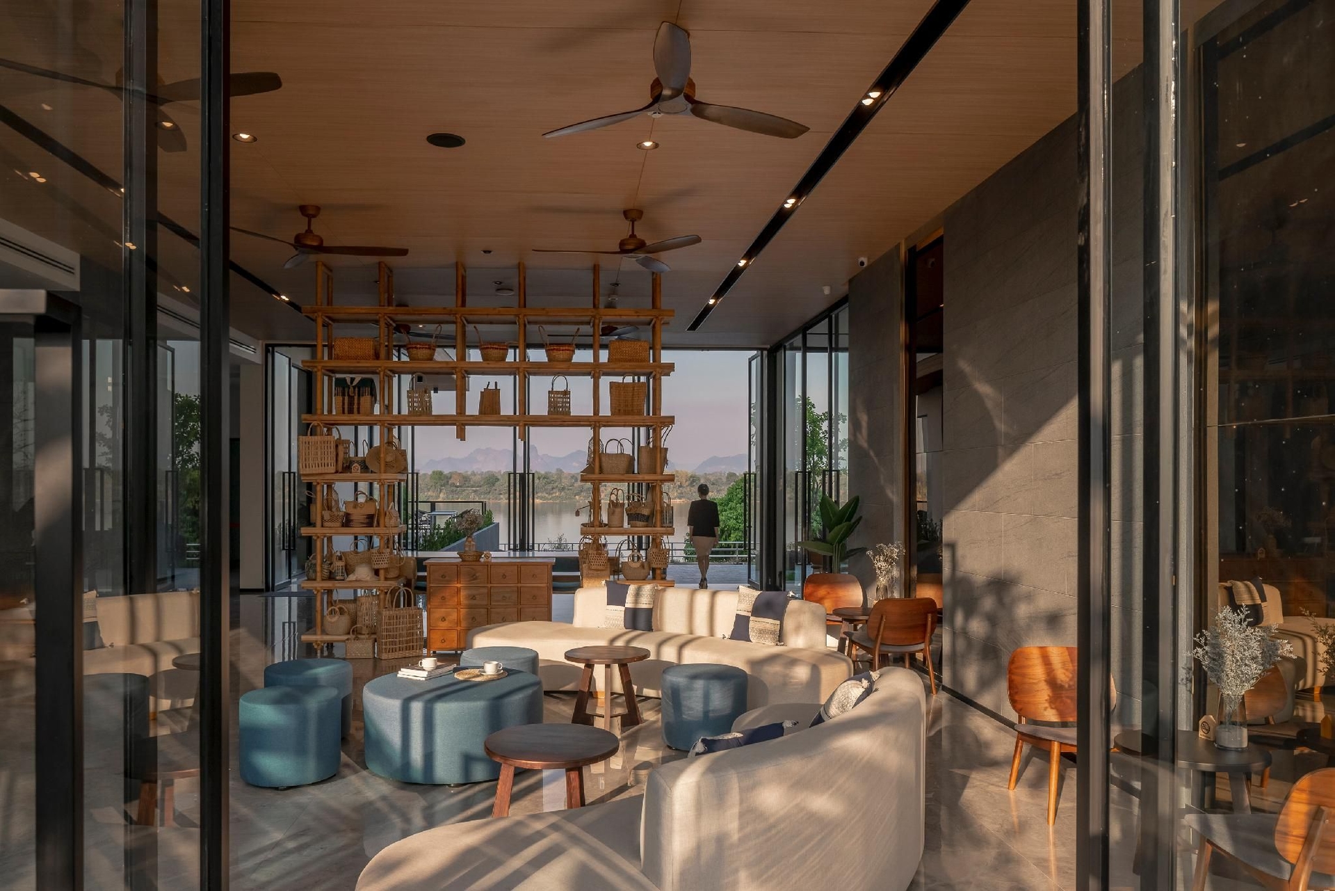 โรงแรมชีวาโขง นครพนม (Chewa Khong Hotel Nakhon Phanom)1