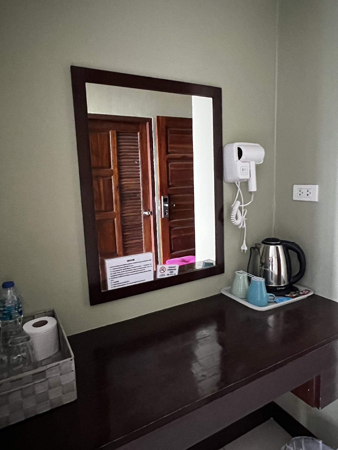 เดอะ รูม เรสซิเดนซ์ (The Rooms Residence)2