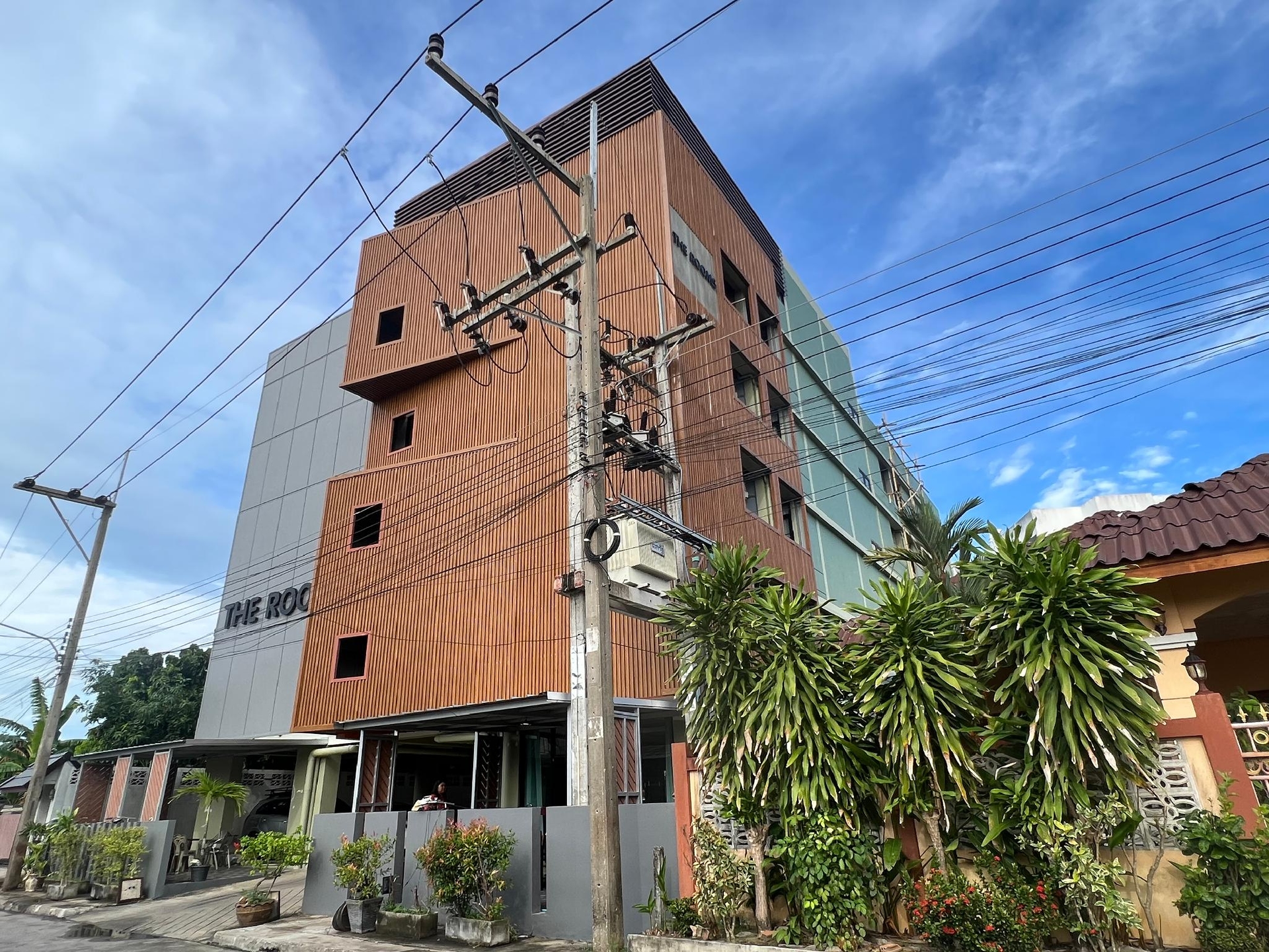 เดอะ รูม เรสซิเดนซ์ (The Rooms Residence)3