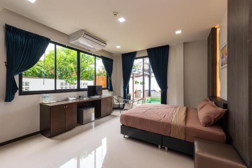 อ่าวน้อย เบย์ รีสอร์ต (Aownoi Bay Resort)2