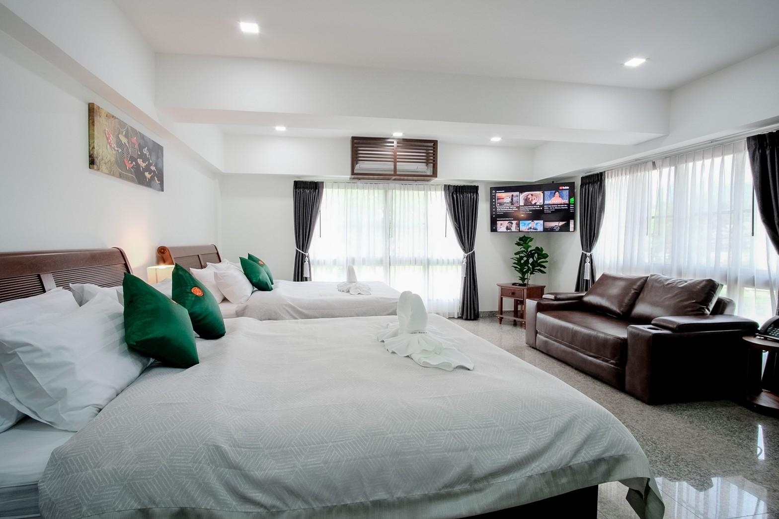 ชาลี แฟมิลี โฮเทล แอนด์ โฮสเทล (ChaLi's Family Hotel & Hostel)2