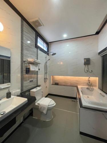 Phutara Resort and Spa0
