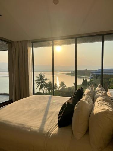 เอ็มทู โฮเทล วอเตอร์ไซด์ (M2 Hotel Waterside)1