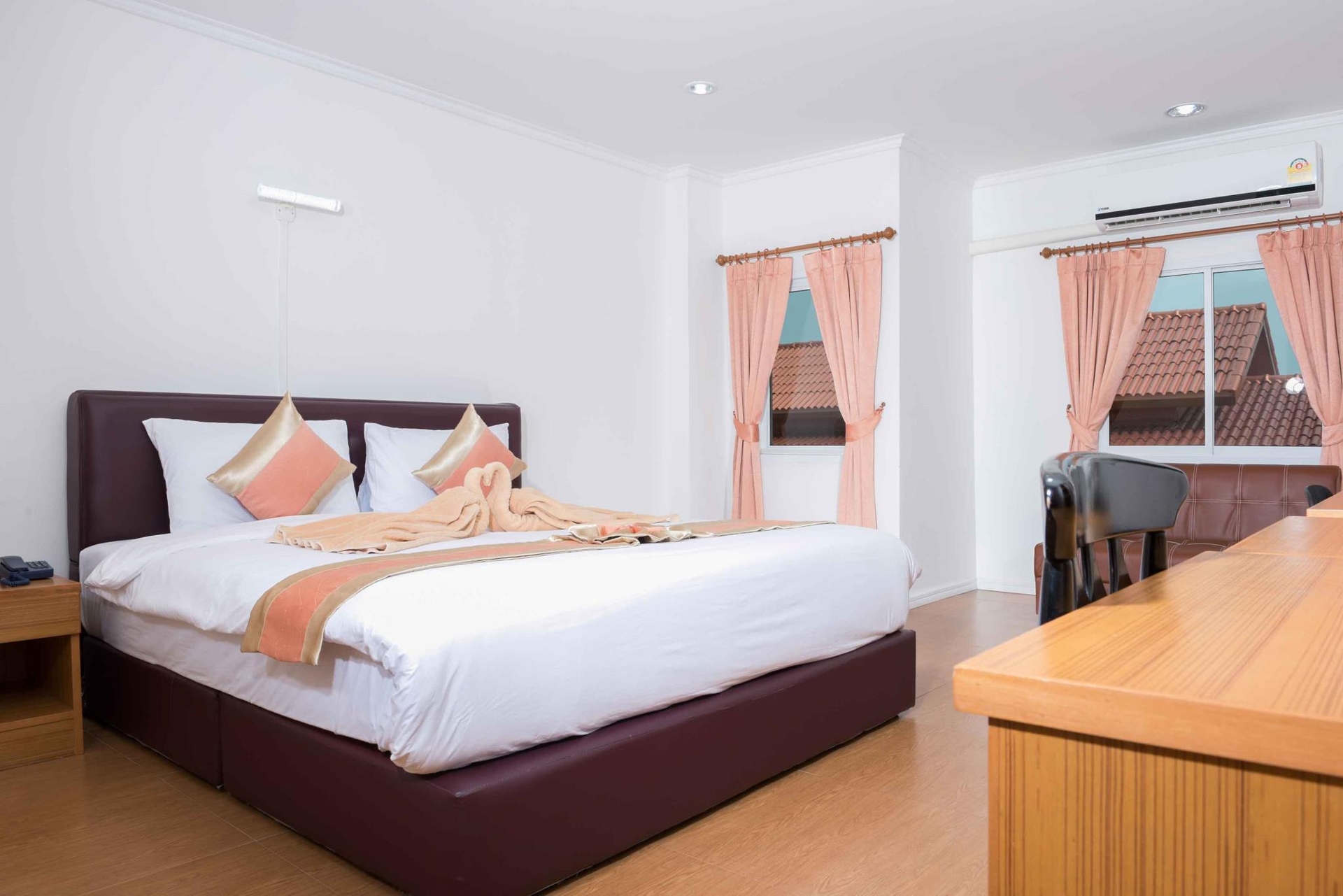 โรงแรมวีซี พะเยา (VC Phayao Hotel)1
