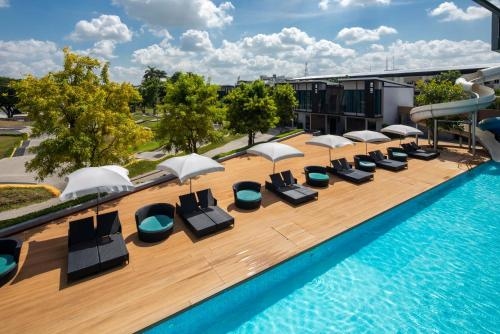 โรงแรมเดอะ เวโล (The VELO'S hotel and BMX pump track)0