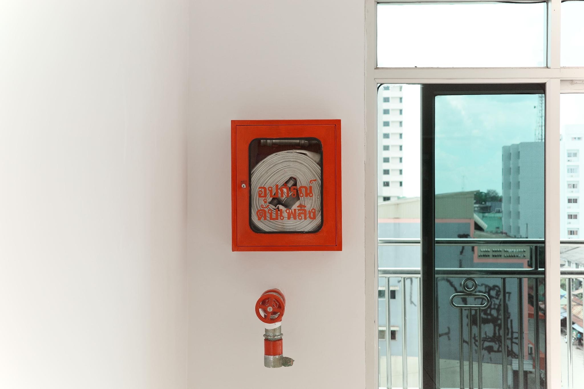 เมอร์ลิน โฮเทล (Merlin Hotel)1