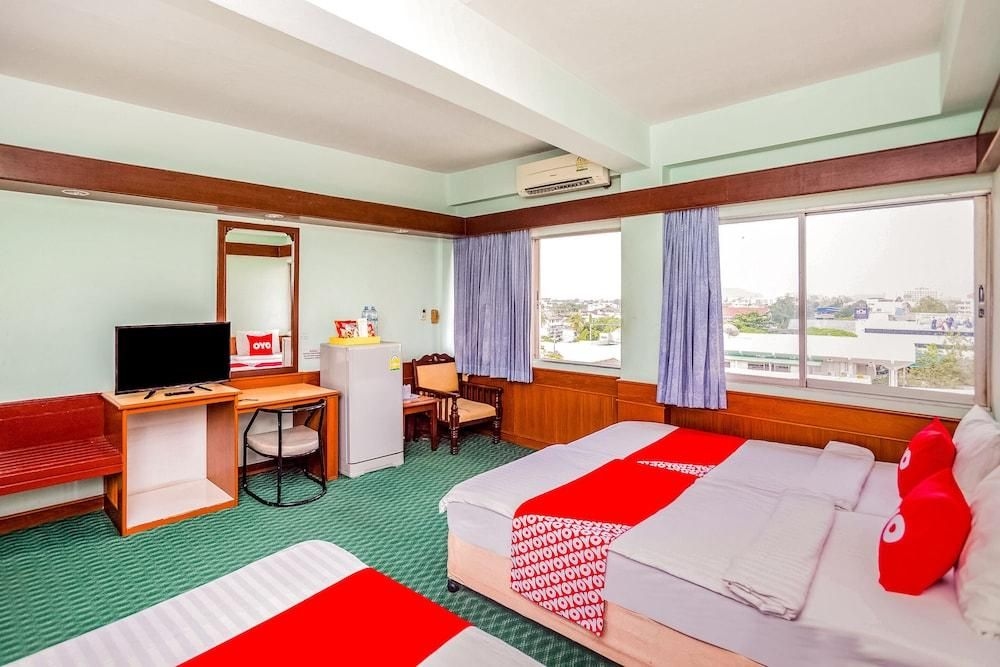 โอโย 441 แกรนด์ ธารา โฮเต็ล (OYO 441 Grand Thara Hotel)3