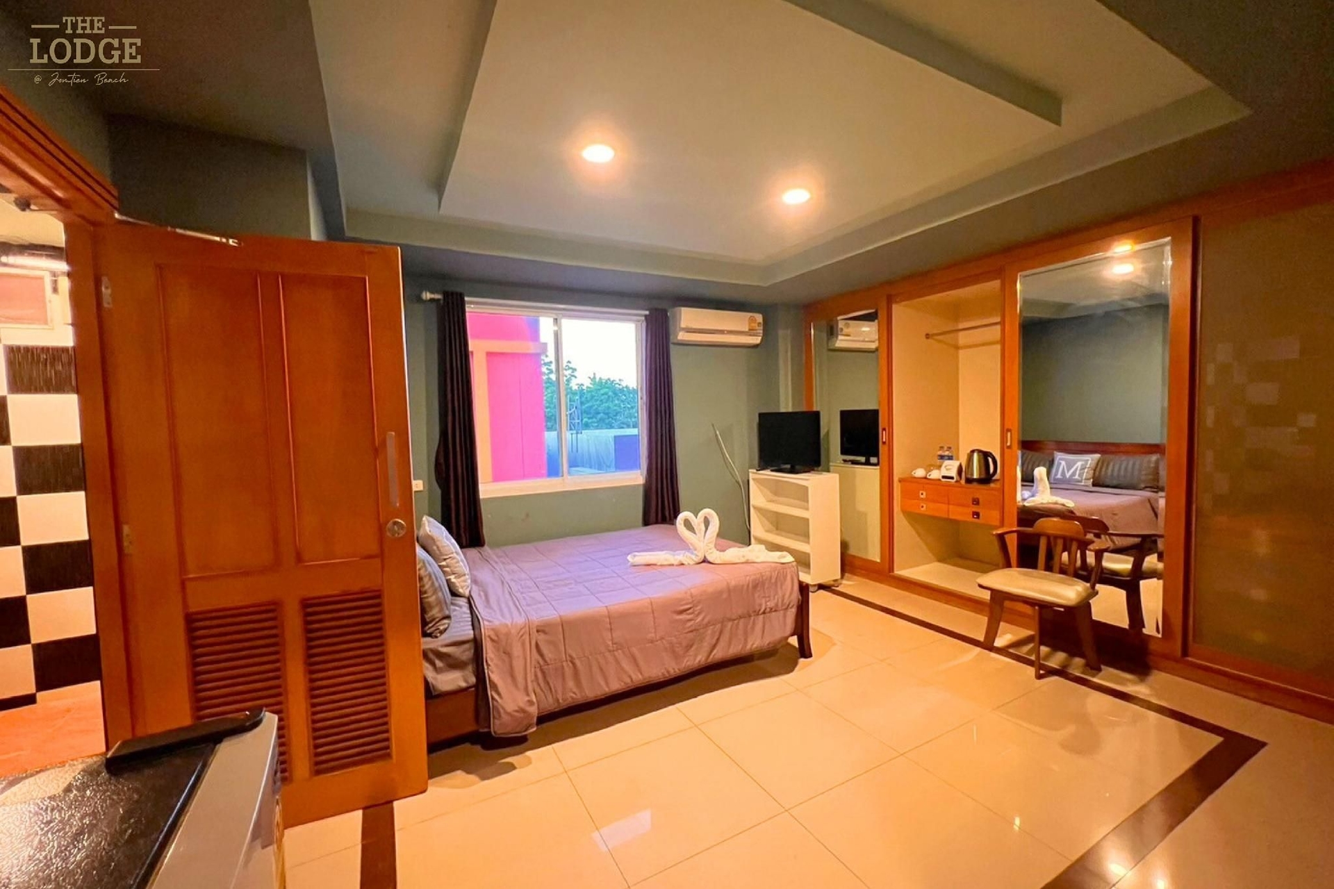 เดอะ ลอดจ์ จอมเทียน 9 (The Lodge Jomtien 9)2