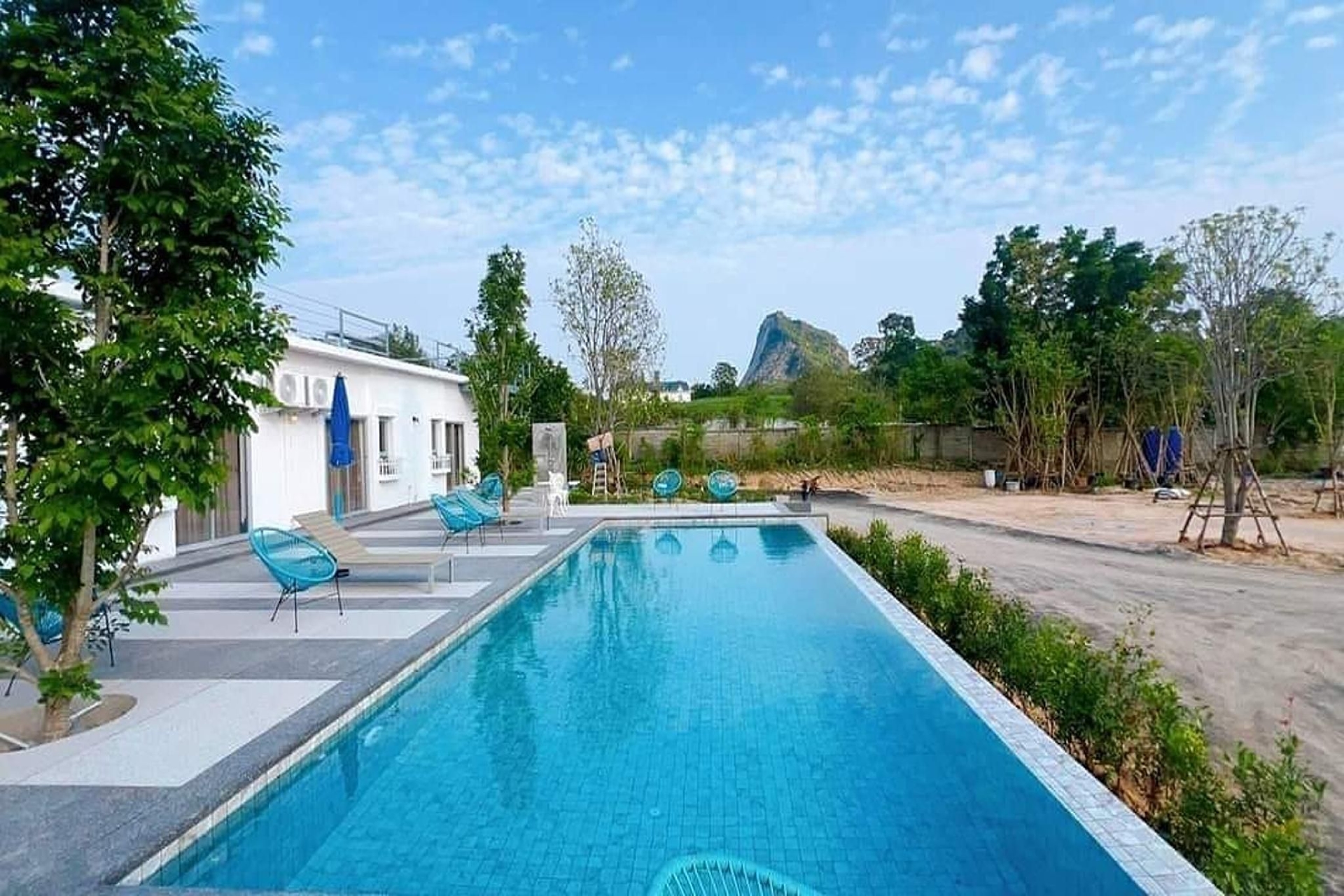 เขาชีจรรย์ รีสอร์ท (Khao Chi Chan Resort)0