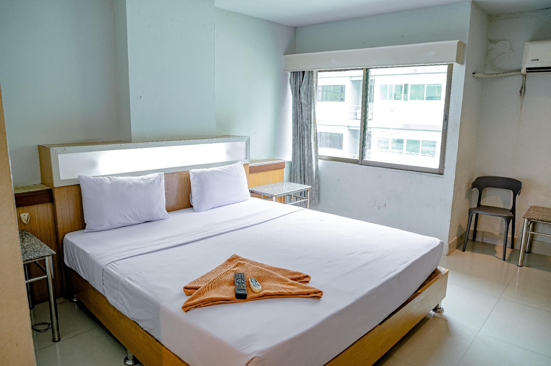 Satit Hotel Soi62