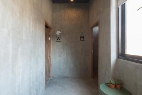 Fellows House4