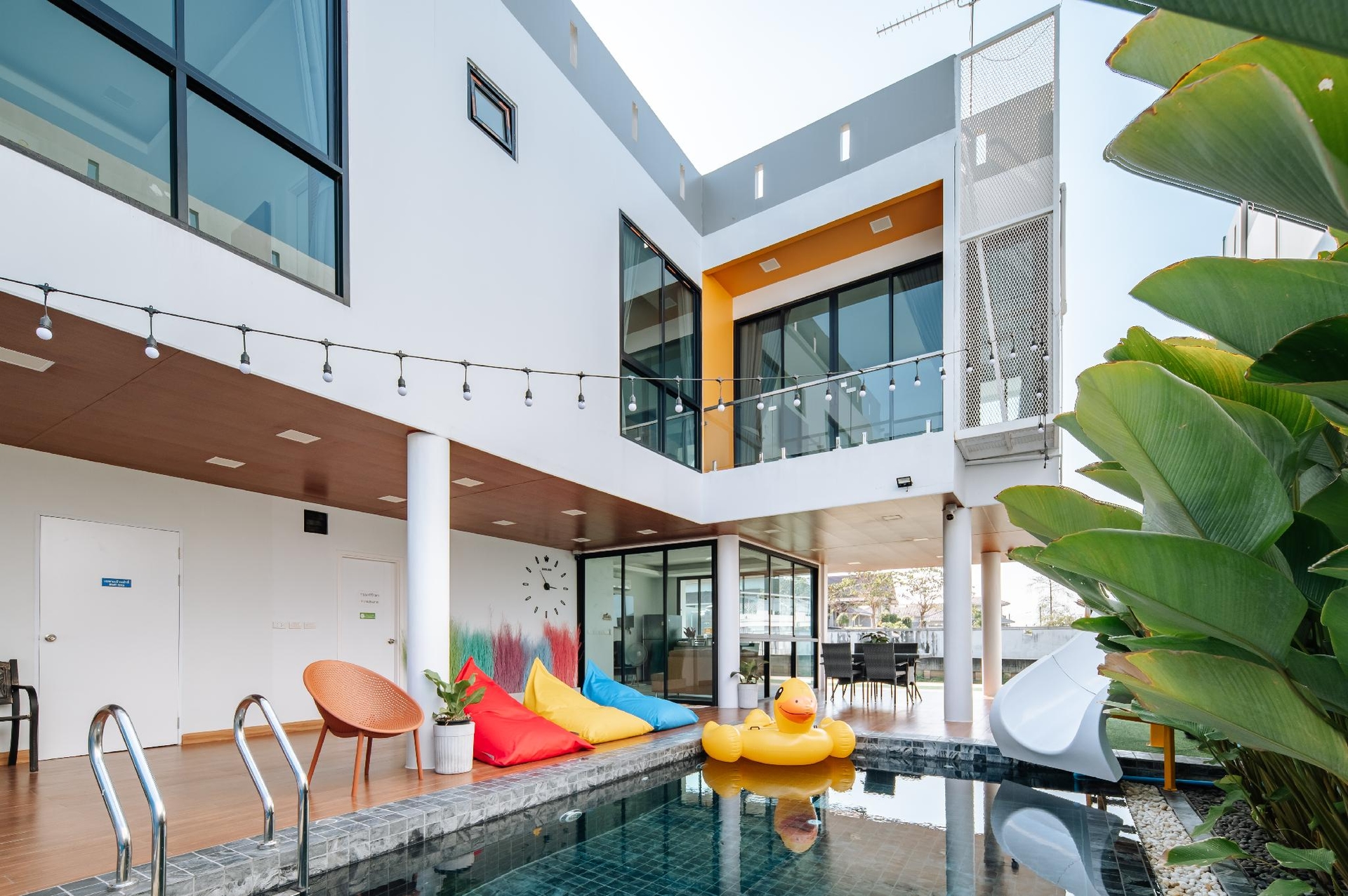 รังสิตพูลวิลล่า ริมน้ำคลอง4 (RiverFront PoolVilla Rangsit Klong4)0