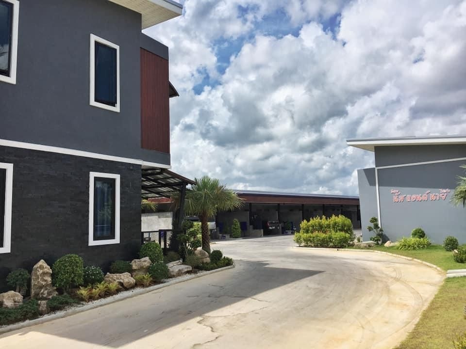 นัส แอนด์ นาย รีสอร์ท (Nus & Nai Resort)1