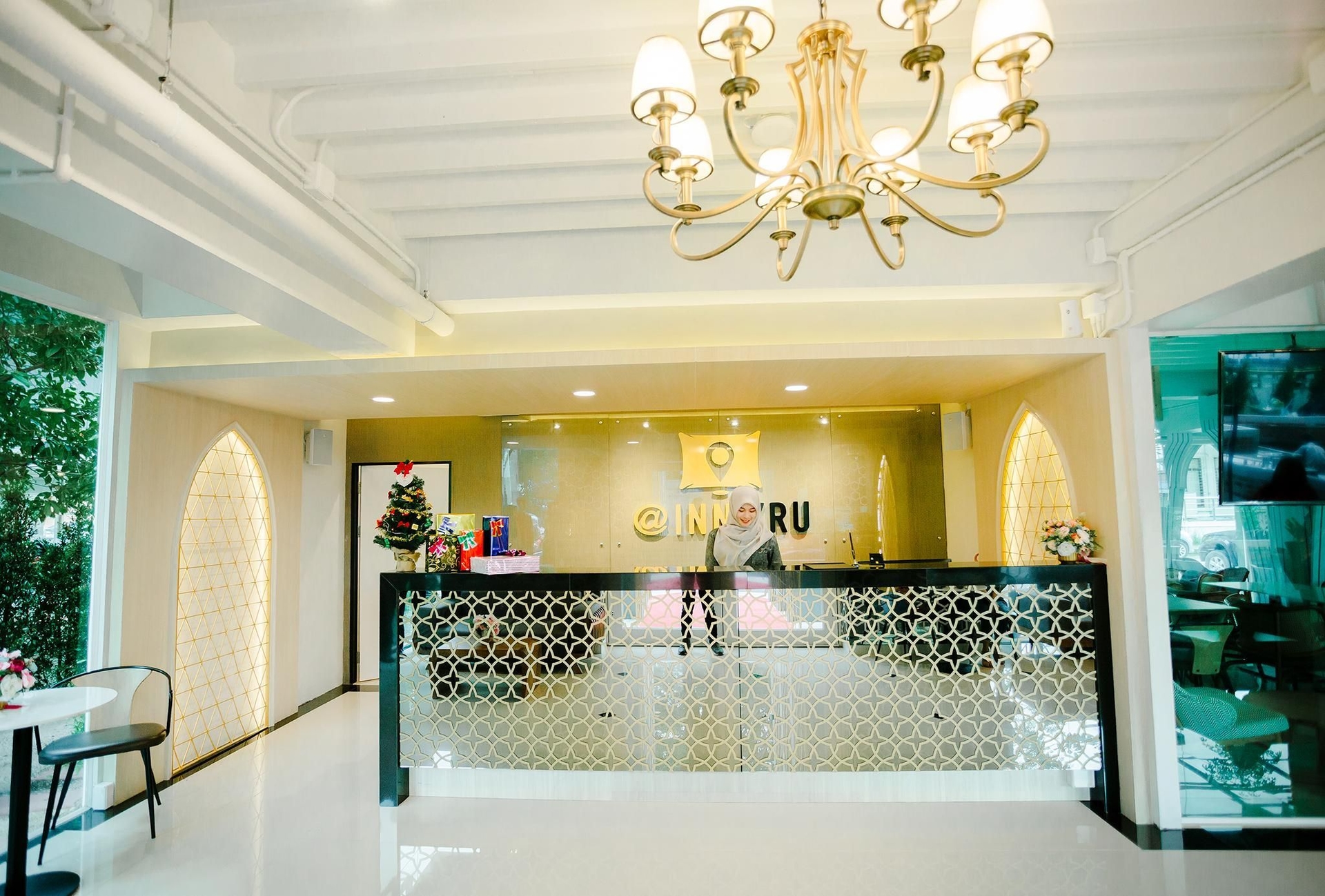 แอทอินน์ วายอาร์ยู (At INN YRU)0