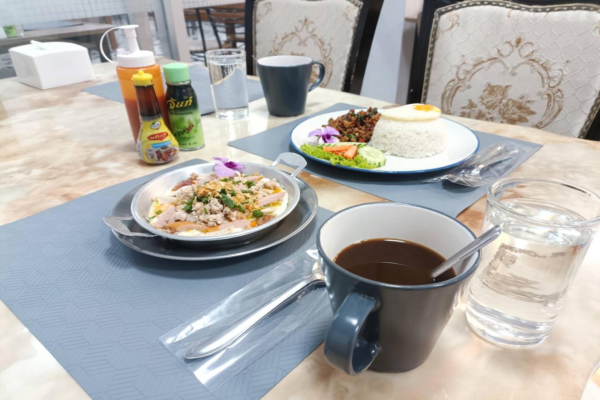 ท็อป อินน์ (Top Inn)1