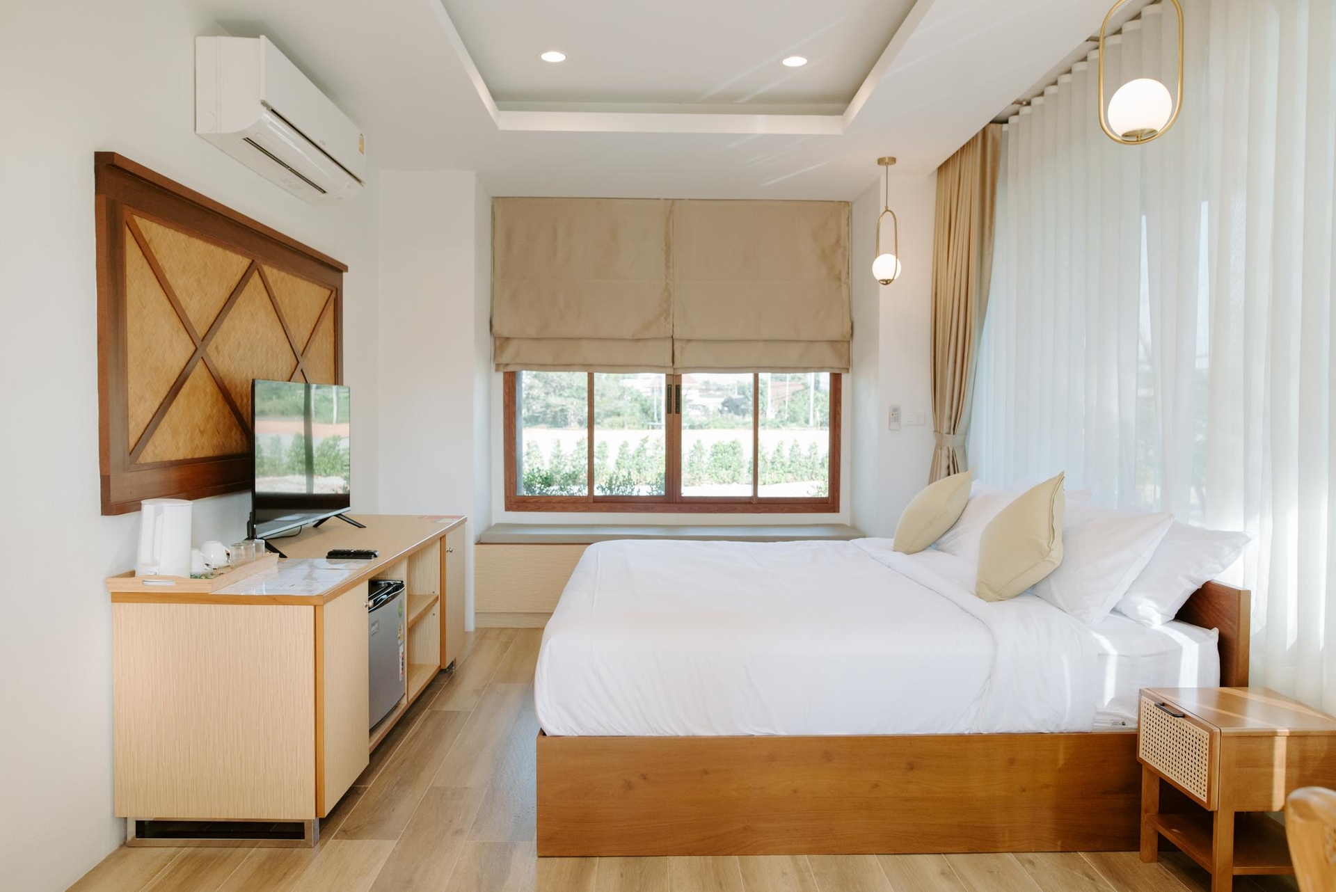 เอลลิปส์ บูทีค พะเยา (Ellipse Boutique Phayao)3
