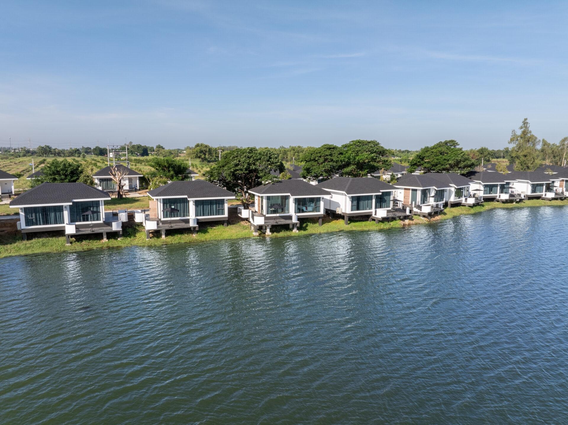 เเพน วิลล์ รีสอร์ท (Pan Ville Resort)1