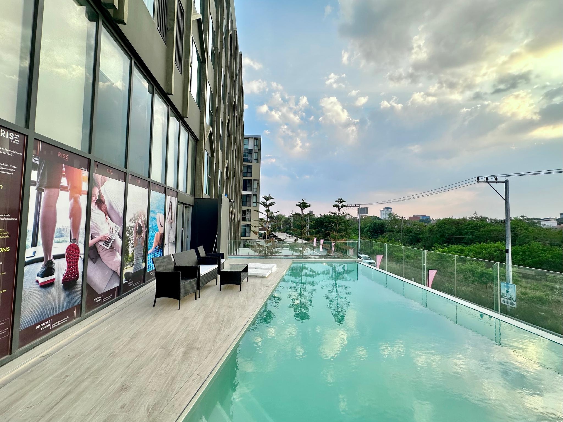 ไรส์ โฮเทล แมนเนจ บาย สุวรรณโชติ โคราช 1 (Rise Hotel manage by Suwannachot Korat 1)0