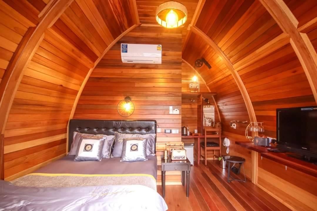 ปลายพู่พูลวิลล่า (Plaiphu Pool Villas)3