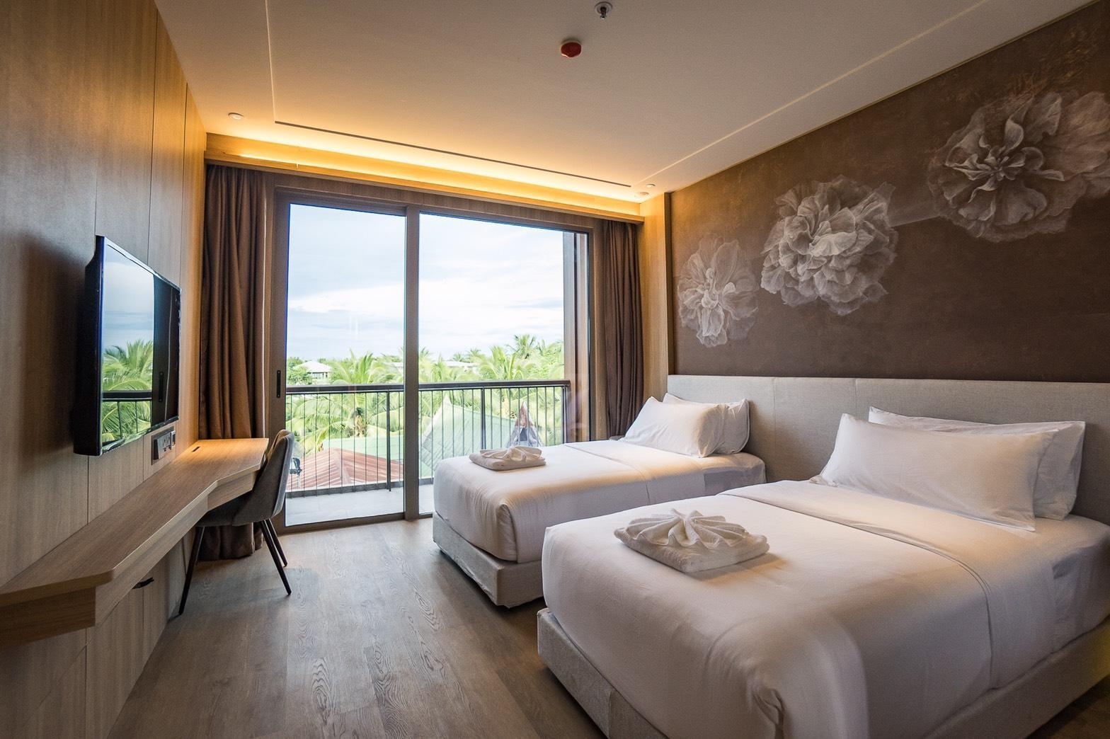 โรงแรมริเวอร์ตัน (Riverton Hotel)3