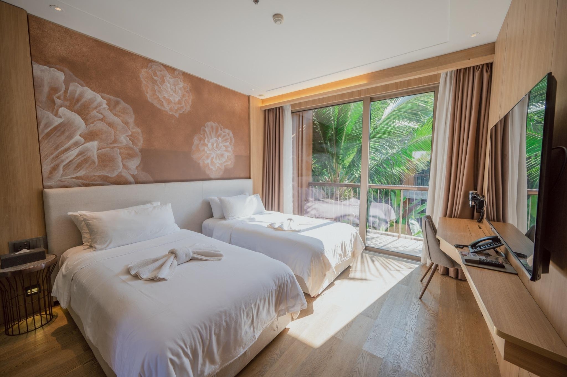 โรงแรมริเวอร์ตัน (Riverton Hotel)2