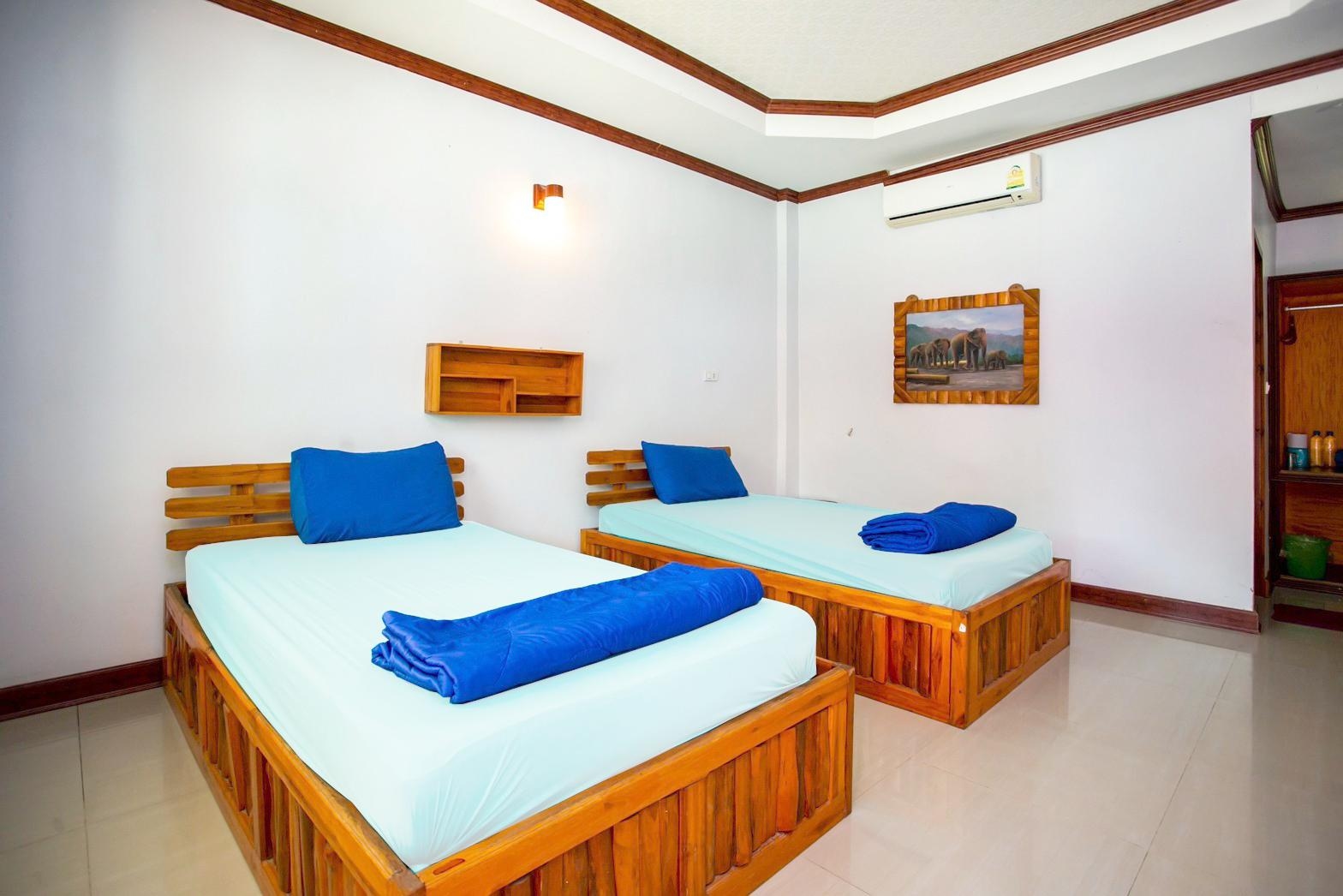 โรงแรมนกยูงทอง (Nokyungthong Hotel)3