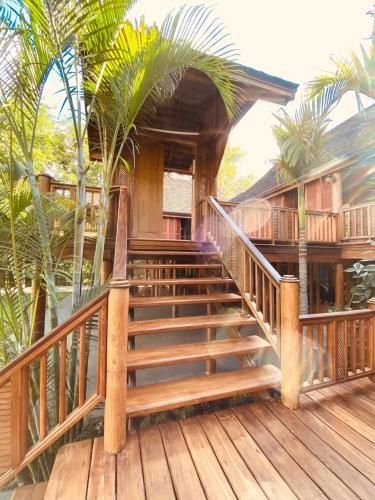 สัก-กา-ยะ (SAK-KA-YA)2