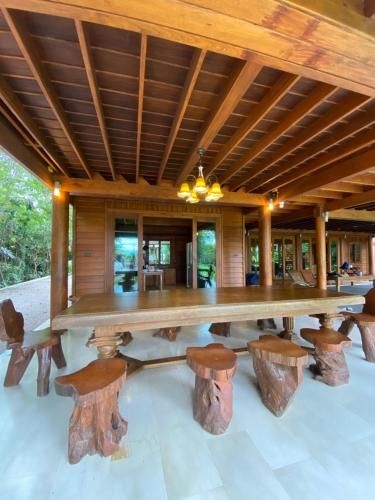 สัก-กา-ยะ (SAK-KA-YA)1