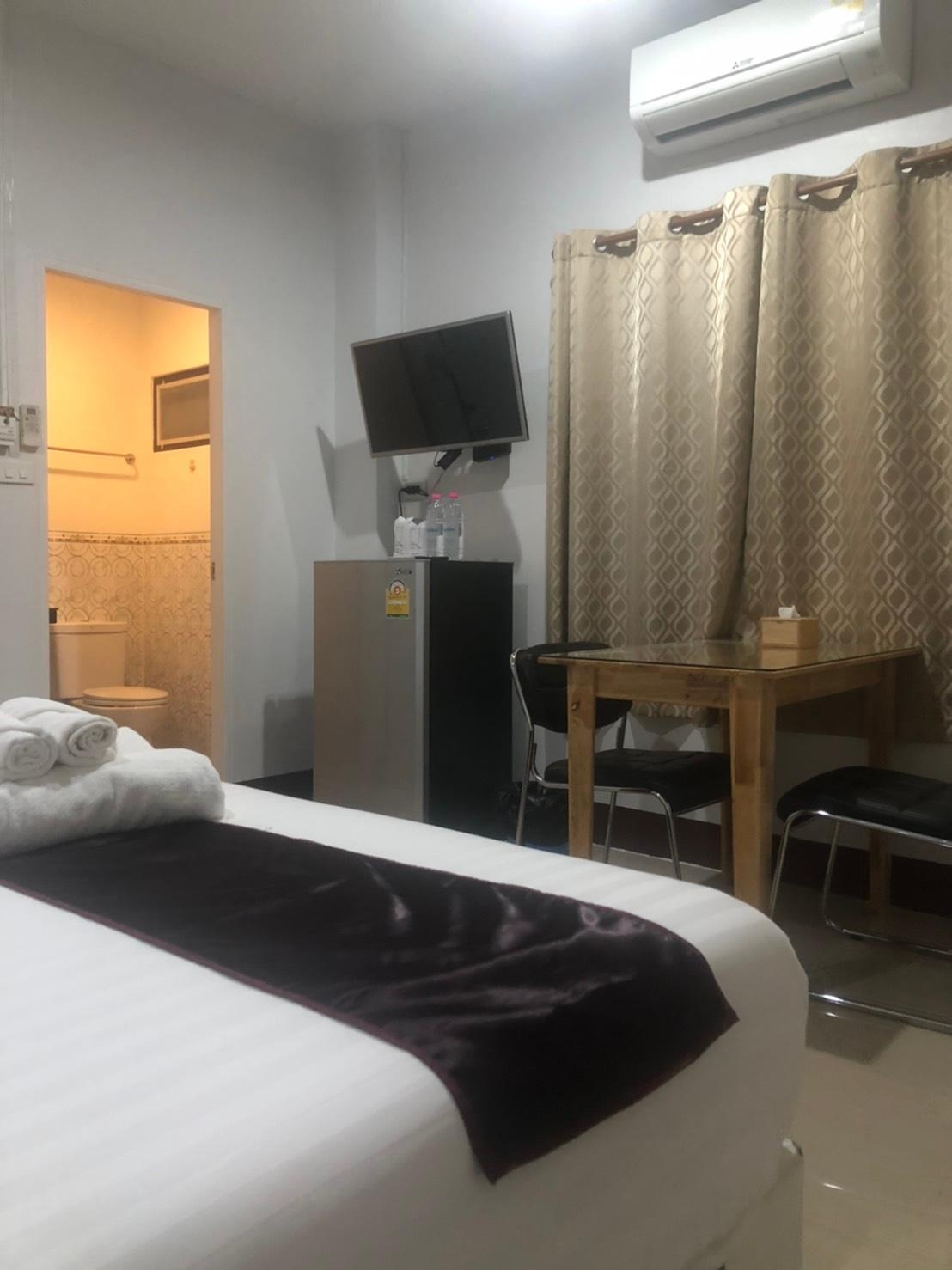 วาย แอนด์ เอนด์ เฮาส์ (Y&N House)0
