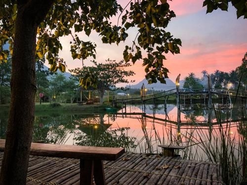 น้ำพุ บ้านดิน (Numpu Baandin)3