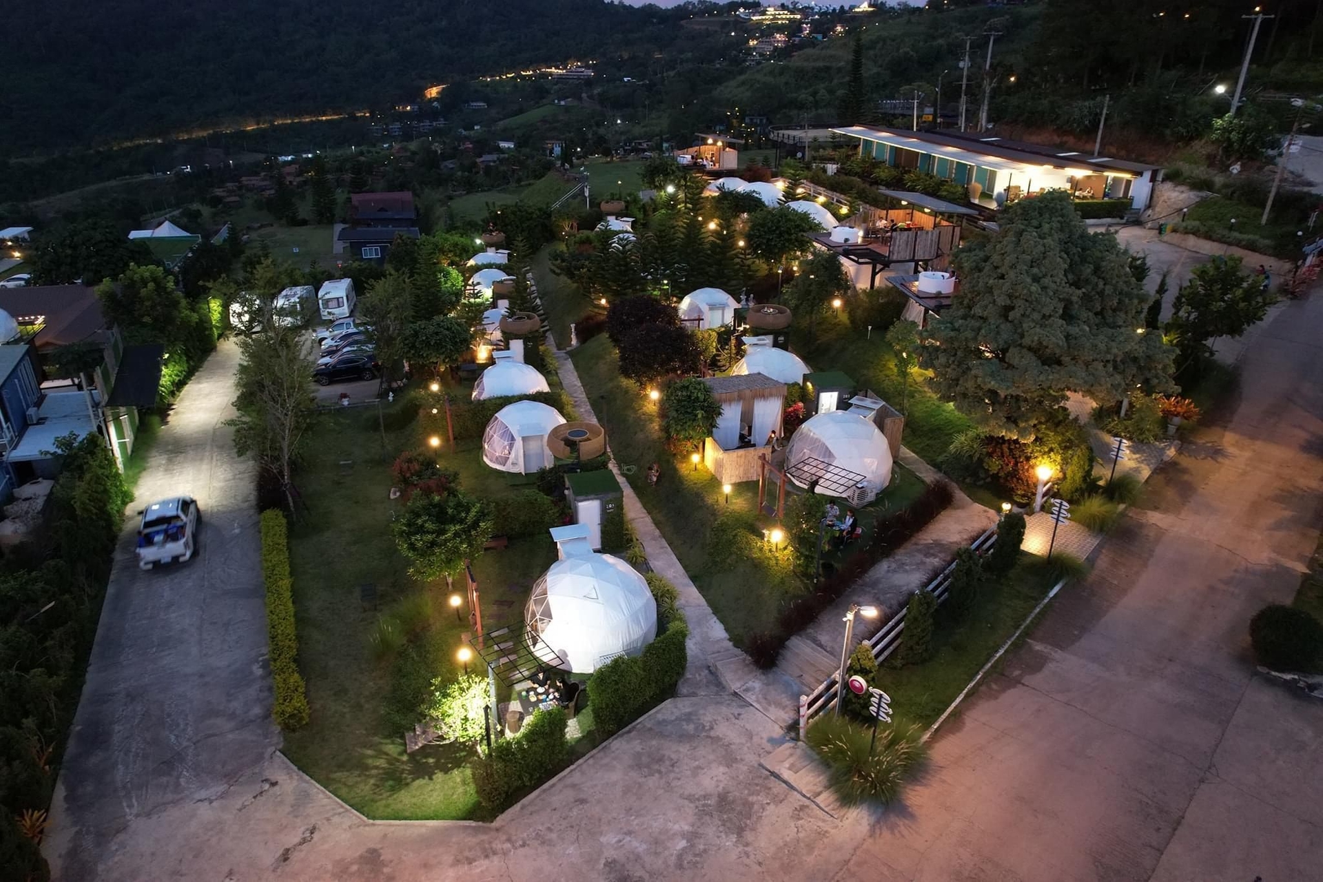 สเตรตัส รีสอร์ท (Stratus  Resort)4