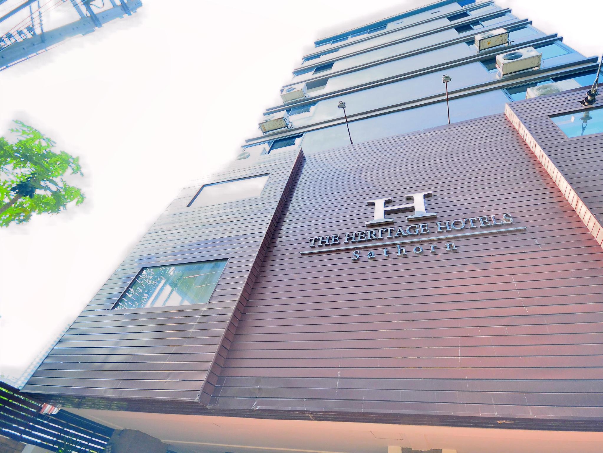 The Heritage Sathorn Suite Hotel0