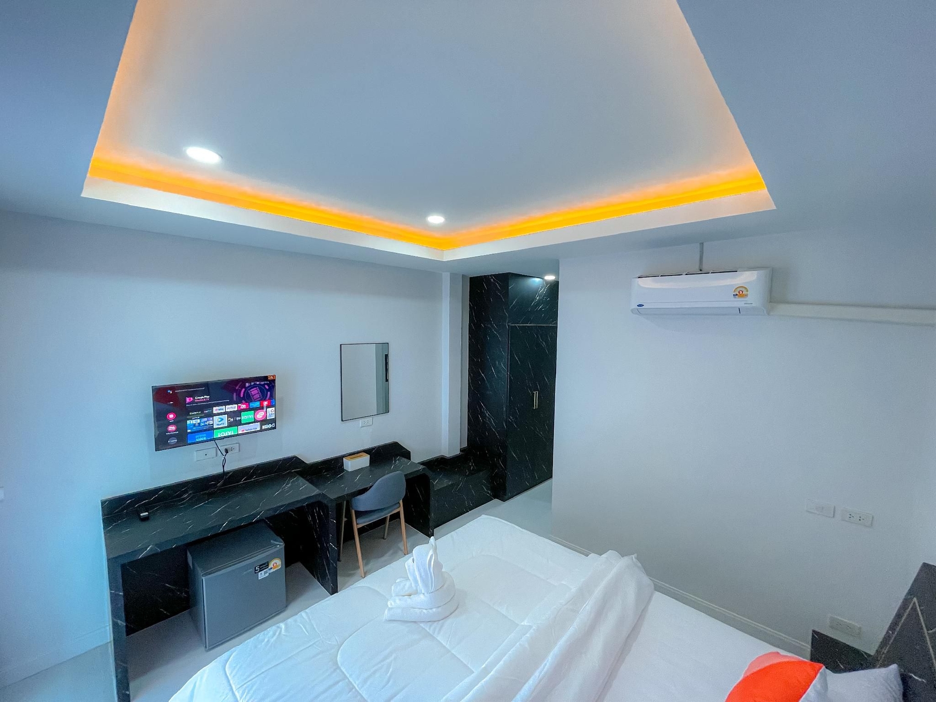 Relax House & Pool Villa0