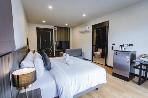 ดี เอ็นเล็ซ รีโซเทล (D'Endless Resotel)0