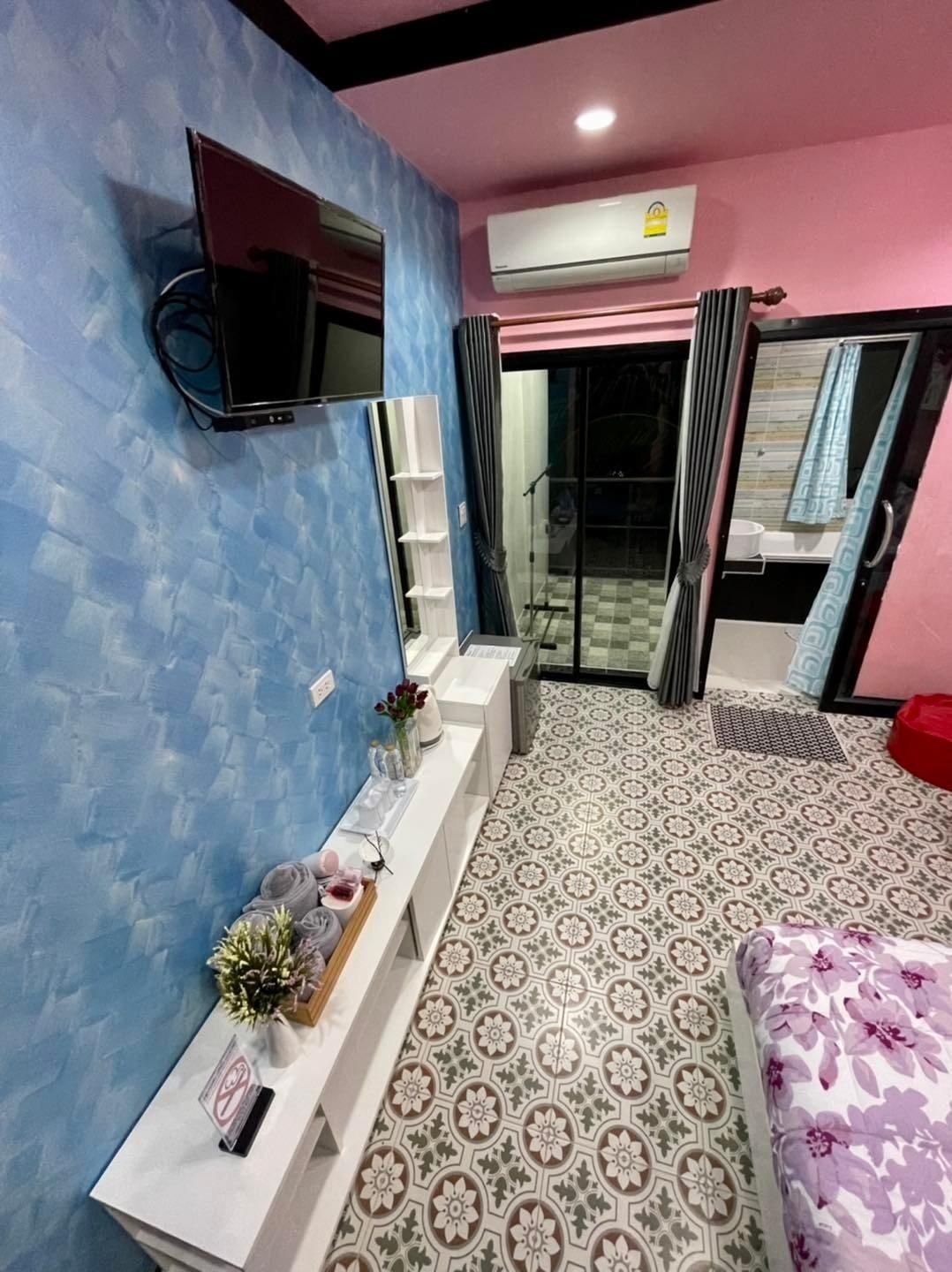 คูร์ โดว เเอนด์ เเซนด์ วิลล่า (cours d'eau & sand Villa)2