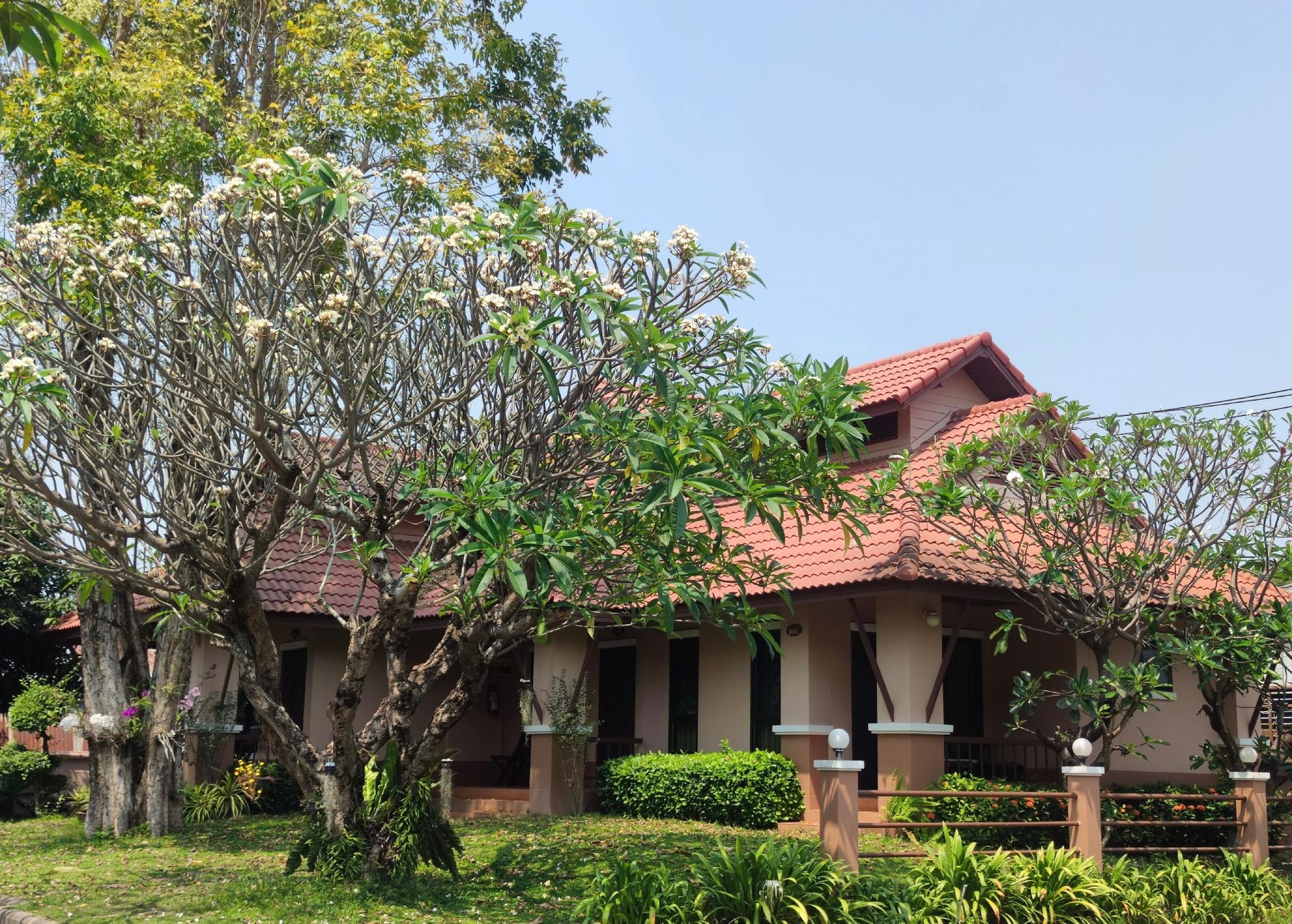 Areena Resort and Hotel Uttaradit0