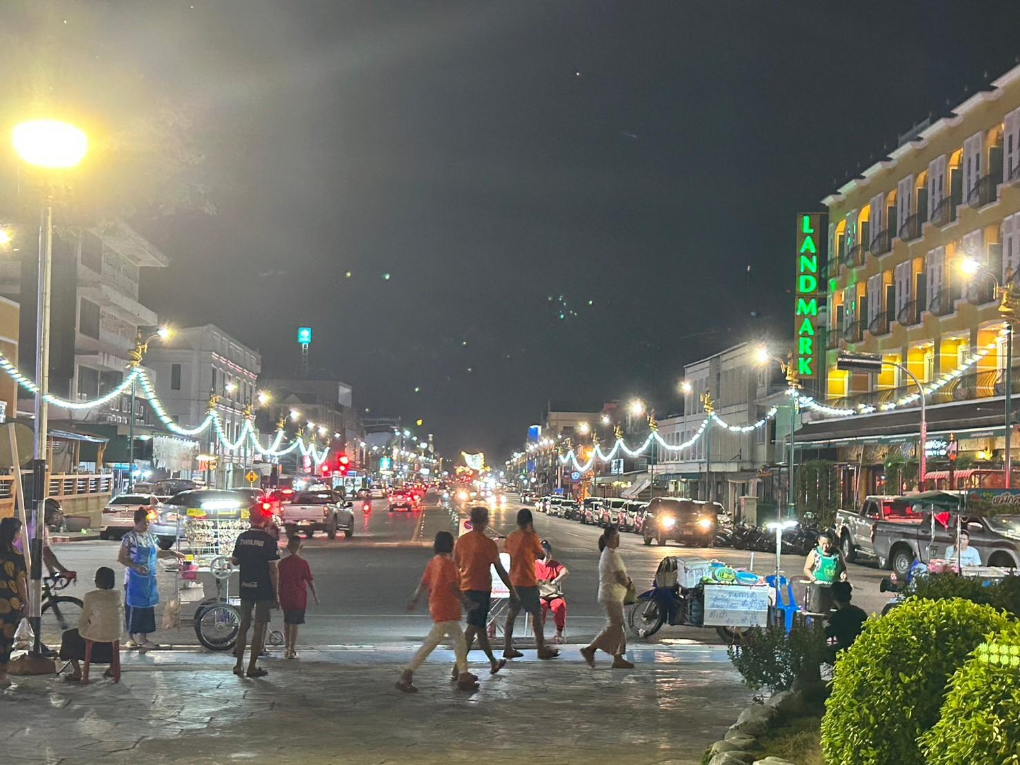 ลอส อินน์ นคร (Los Inn Nakhon)4