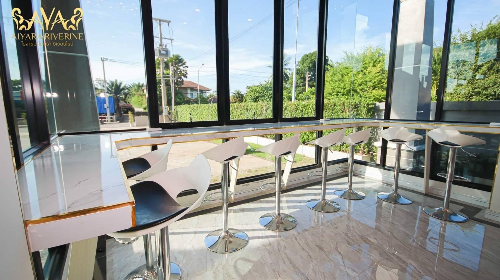 โรงแรม ไอยรา ริเวอร์ไรน์ (Aiyara Riverine Hotel)0