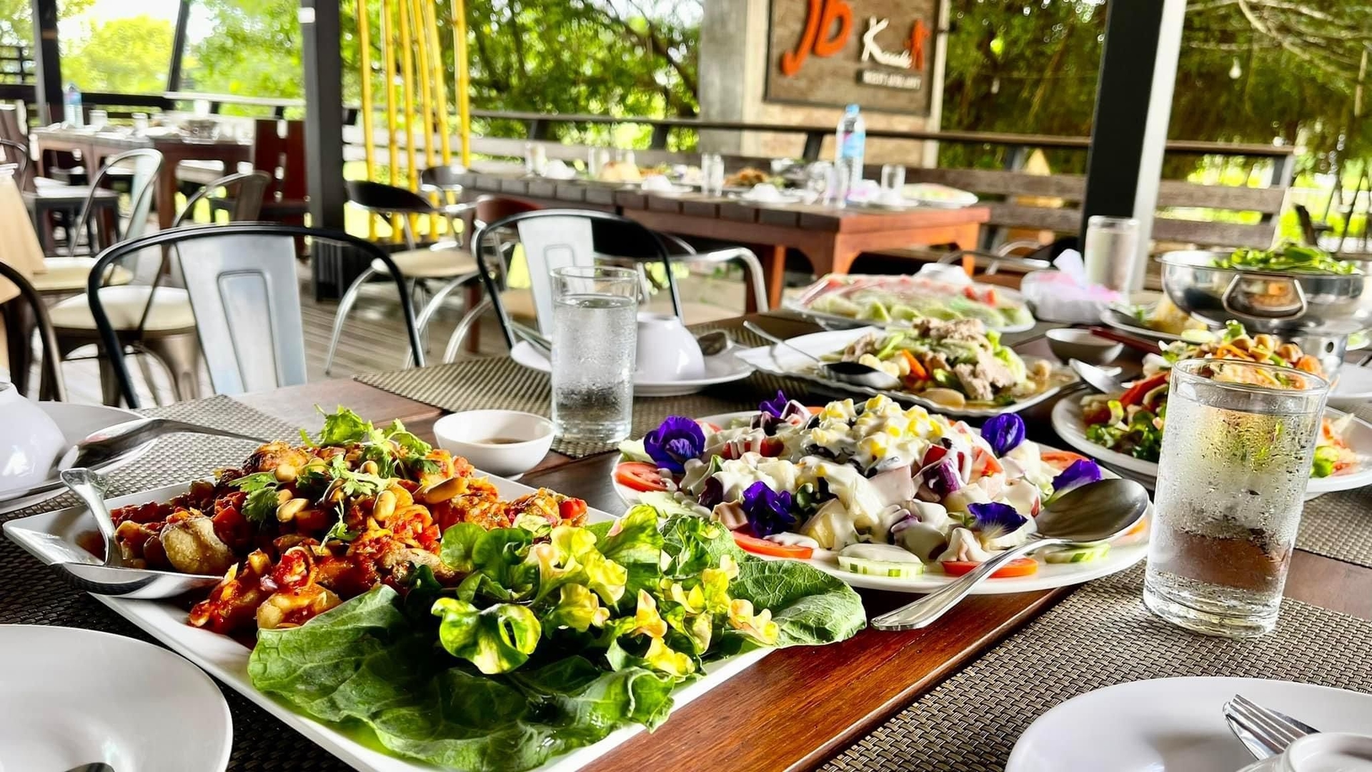 เจบี เพลส โฮเทล (JB place hotel)0