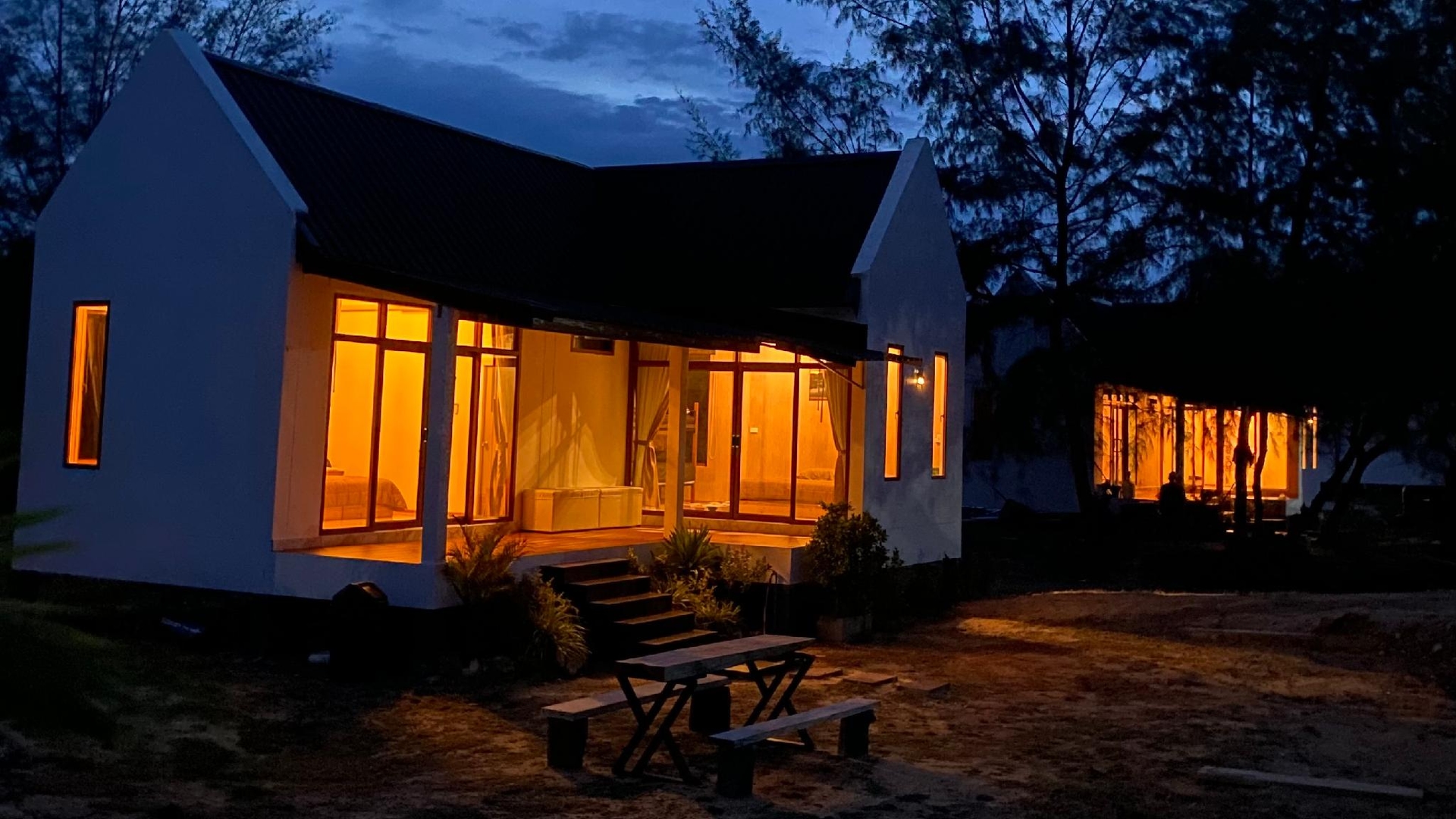 4ยู รีสอร์ท แอนด์ แคมป์ (4U Resort & Camp)1