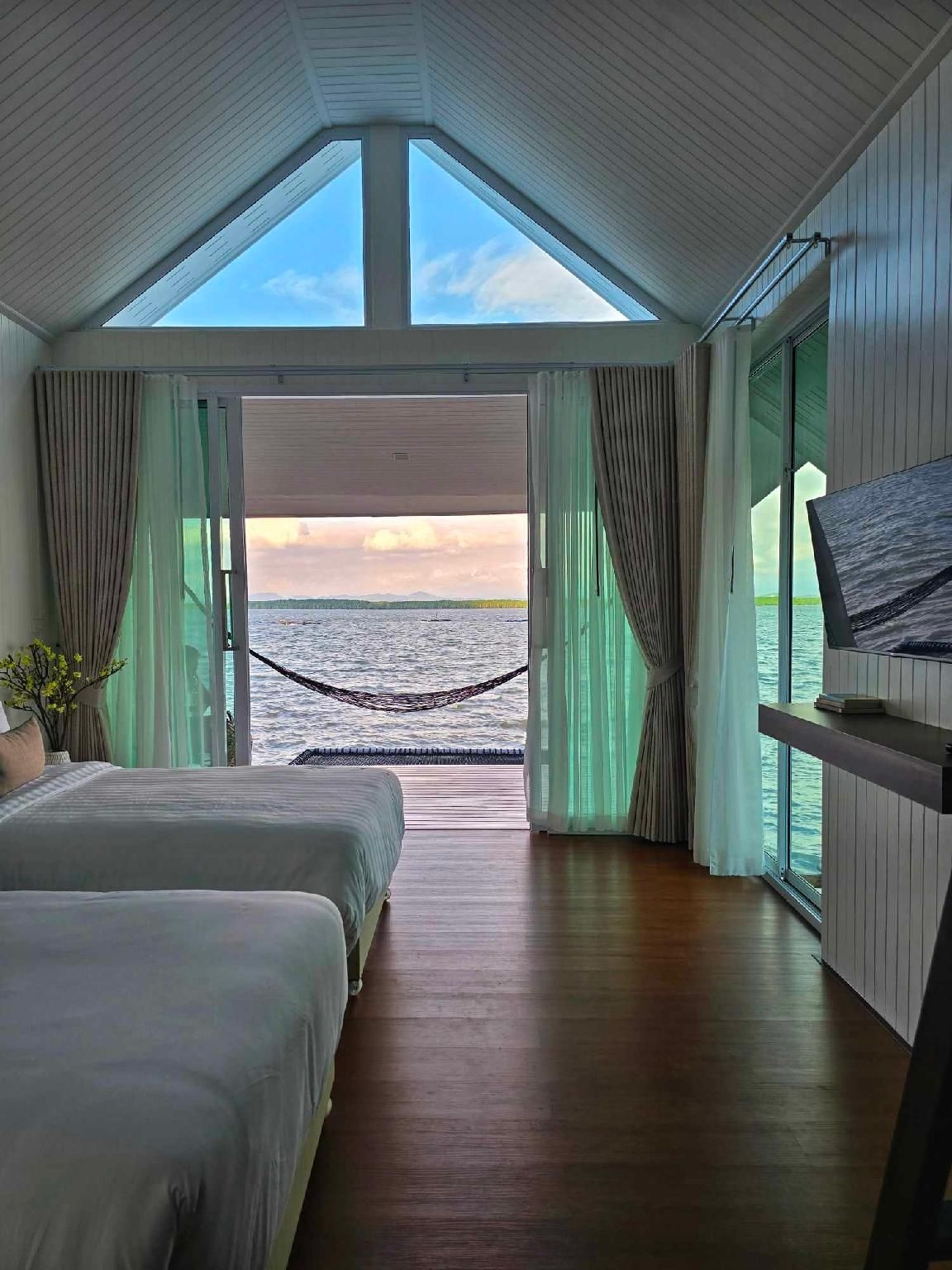 ซี บัลโคนี่ คอทเทจ (Sea Balcony Cottage)1