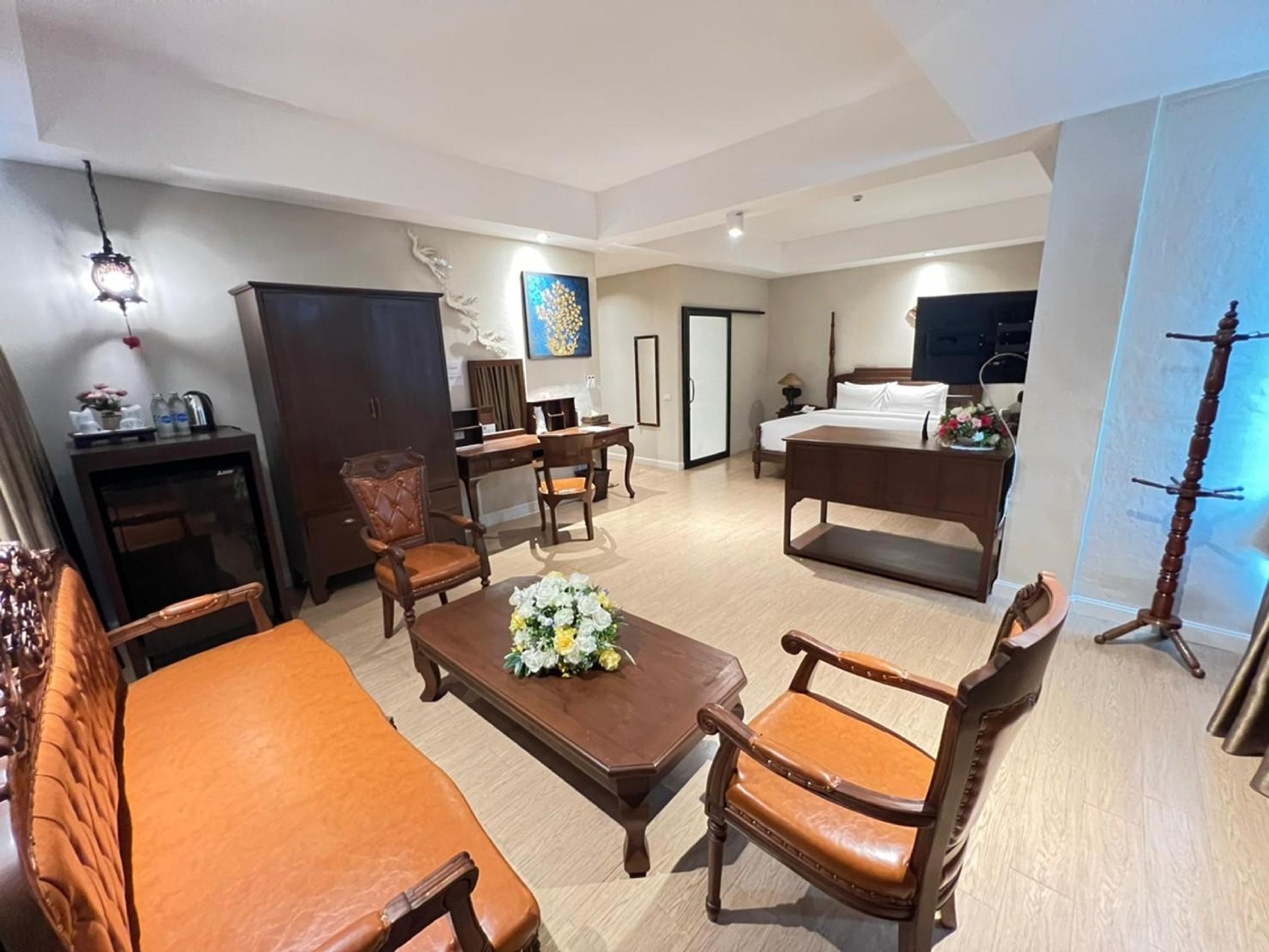 โรงแรมเกาะคาบุรี (Kokhaburi Hotel)1