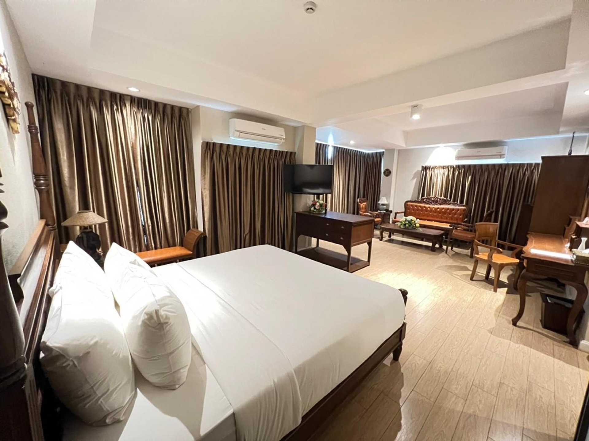 โรงแรมเกาะคาบุรี (Kokhaburi Hotel)2
